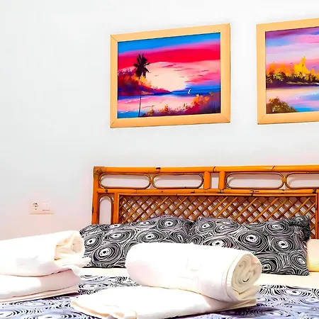 Con Acceso A Piscina Comunitaria A 200 Metros Zona Atalaya * Conil De La Frontera